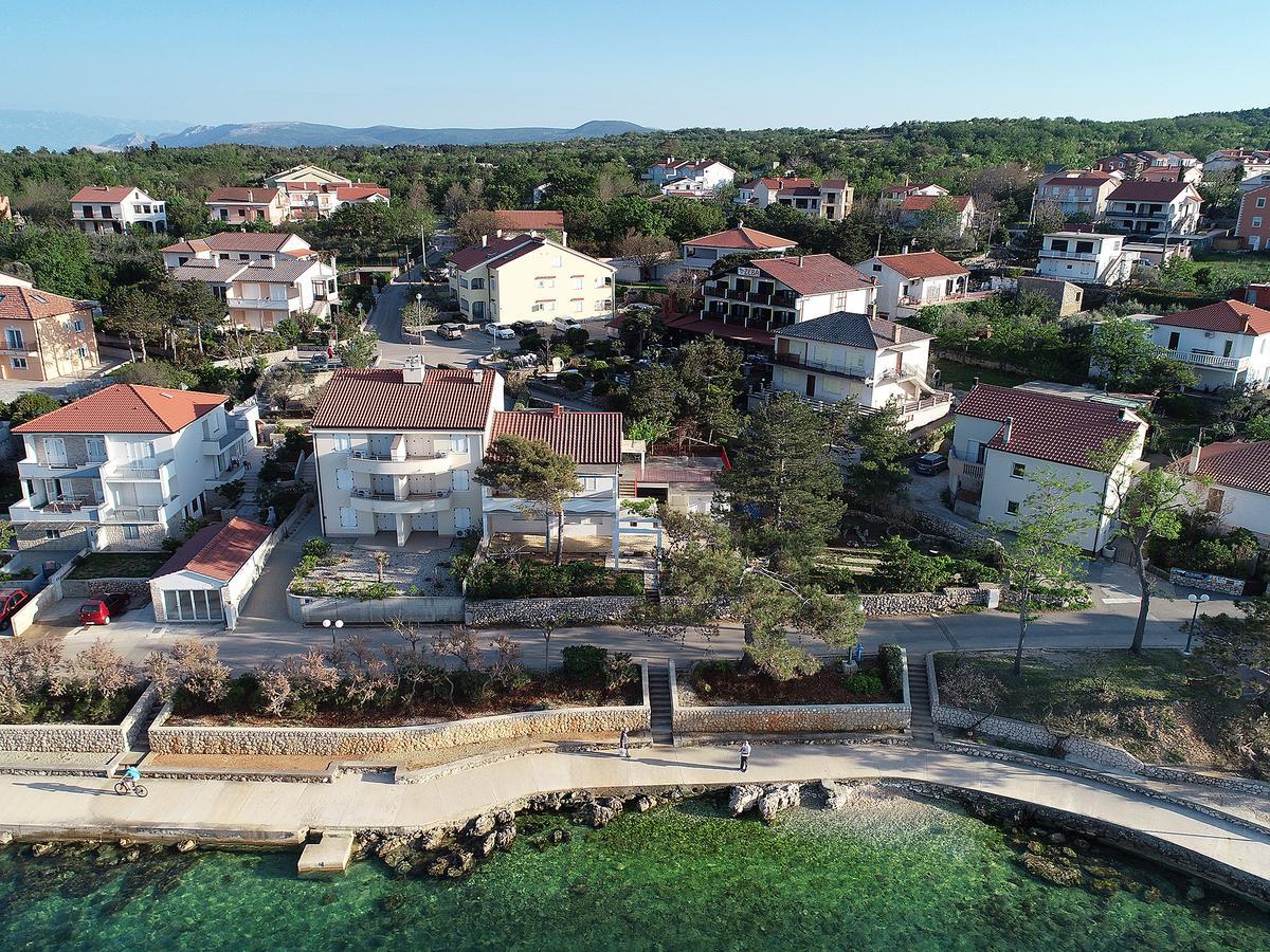 Guest House Zeba & Riviera Šilo Exteriör bild